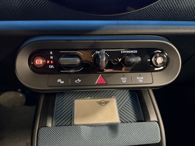 9841f2318e.jpg