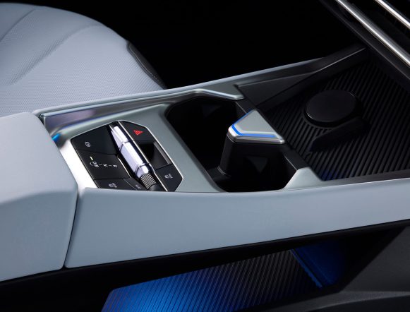 P90632251_highRes_the-new-bmw-i3-50-xd1