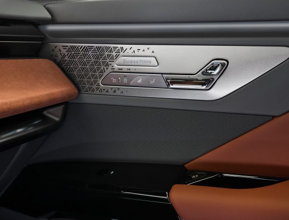 P90636173_highRes_bmw-i7-60-xdrive-04-1