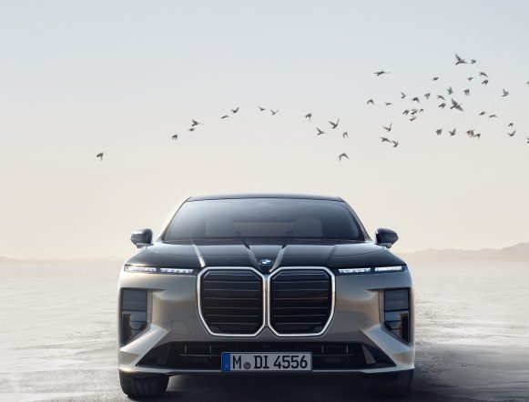 P90636901_highRes_the-new-bmw-7-series1