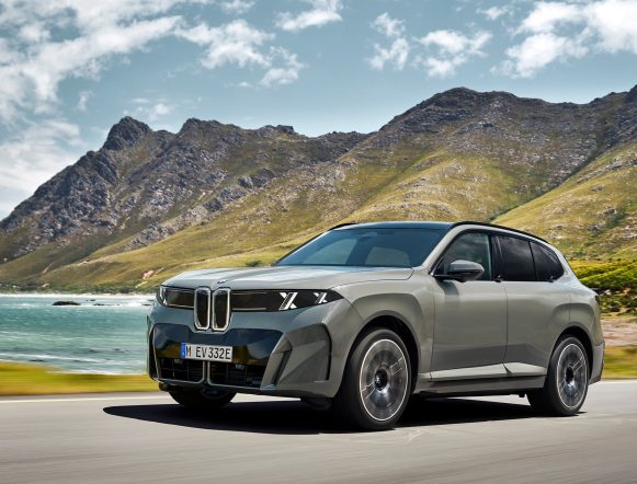 P90645964_highRes_bmw-ix5-60-xdrive-061